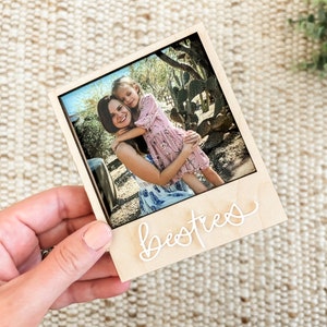 Besties Wood Magnetic Polaroid Picture Frame | 3D Photo Frame | Magnetic Frame for Fridge, Gift for Best Friend Birthday, for mom, for her