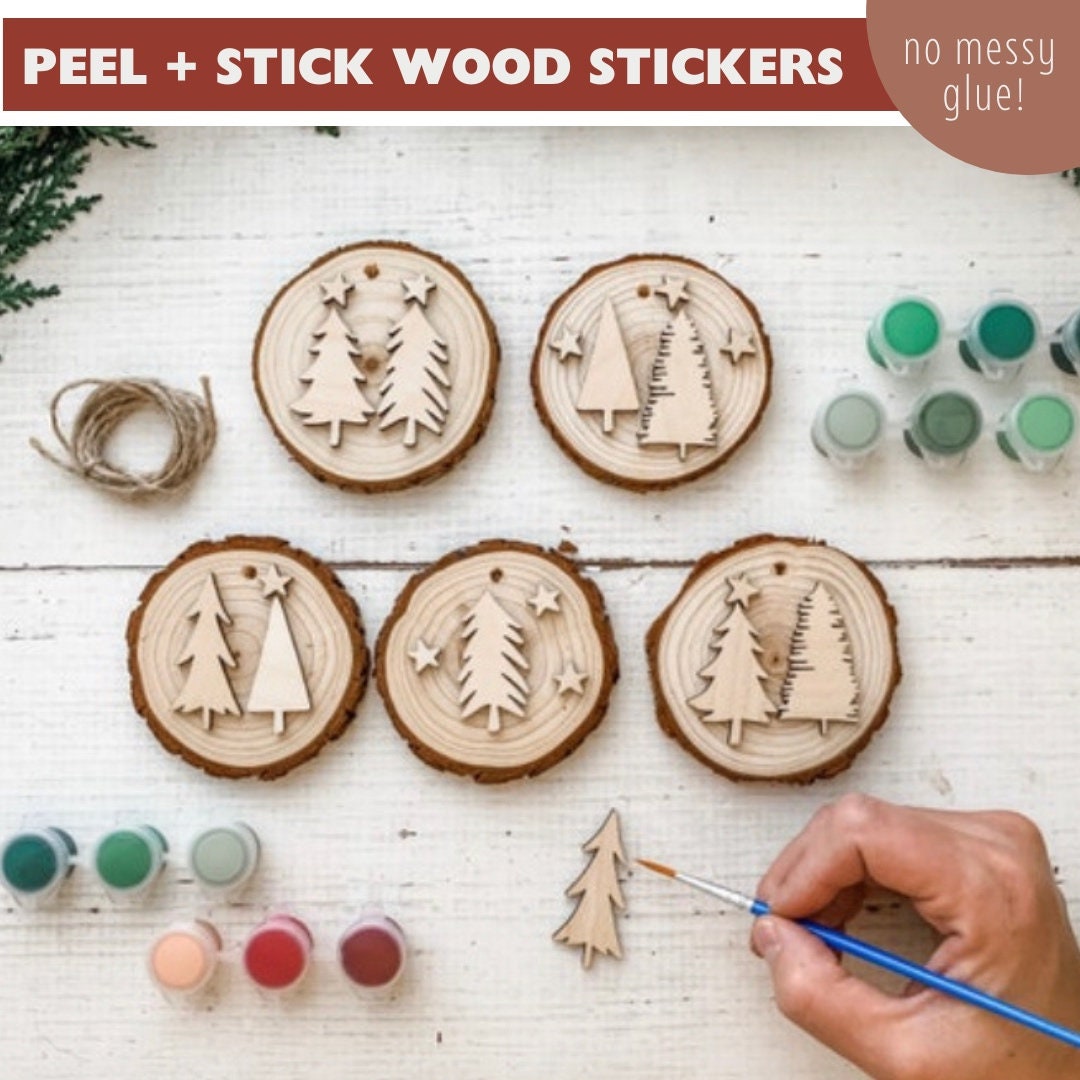 Easy DIY Christmas Magnets Made from Wood Slices - DIY Candy