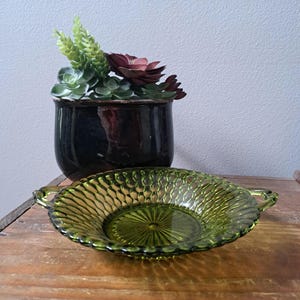 Vintage olive green 9 inch round relish dish with handles by Indiana Glass. Honeycomb pattern, trinket dish, catch all dish