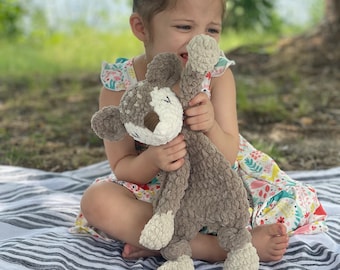 Crochet baby deer snuggler, free shipping, knotted lovey, baby fawn crochet lovey, newborn, baby gift, forest nursery decor.