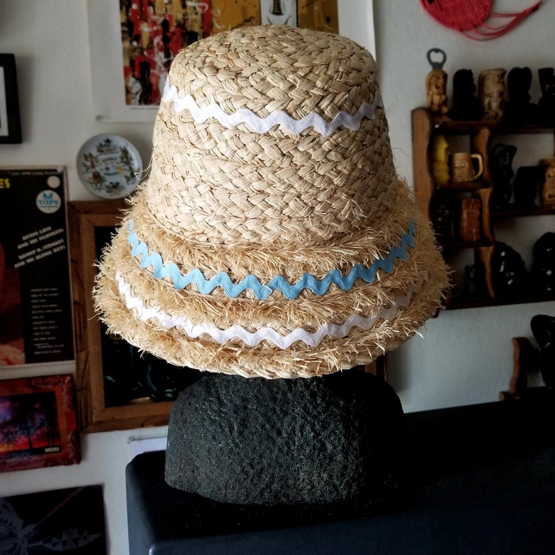 Straw Bucket Novelty Sun Hat Tiki Summer Cruise Vacation Resort Tropical Gardening