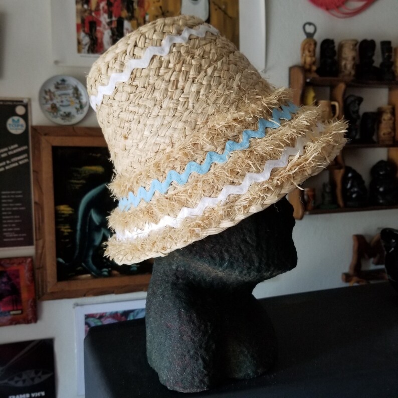 Straw Bucket Novelty Sun Hat Tiki Summer Cruise Vacation Resort Tropical Gardening