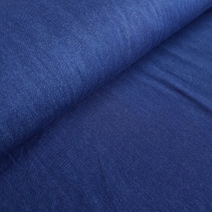 Mittelschwerer, gewaschener, blauer Denim-Stoff in Dark Shade 8 Unzen von Large Fat Quarter