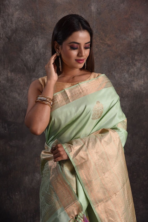 Green bridal silk saree clearance