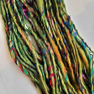 Green Single Ply Thick & Thin Yarn Hand Spun Yarn/ Bulky Art Yarn/ Knitting Yarn
