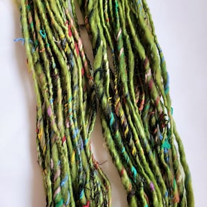 Mossy Green Single Ply Thick & Thin Yarn Hand Spun Yarn/ Bulky Art Yarn/ Knitting Yarn
