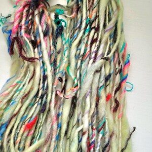 Pistachio Green Single Ply Thick & Thin Yarn Hand Spun Yarn/ Bulky Art Yarn/ Knitting Yarn