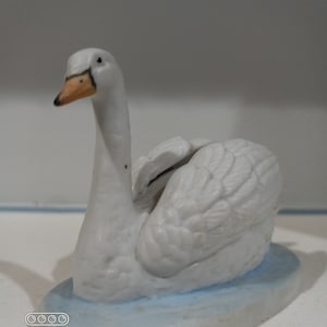 Genuine Porcelain Swan