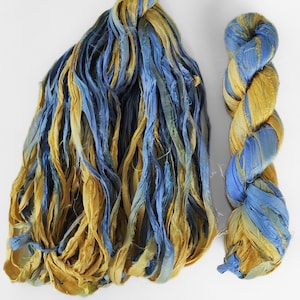 Cinta de seda sari costera, restos de fibra reciclada, encuadernación de libros, ribete de hilo, azul amarillo