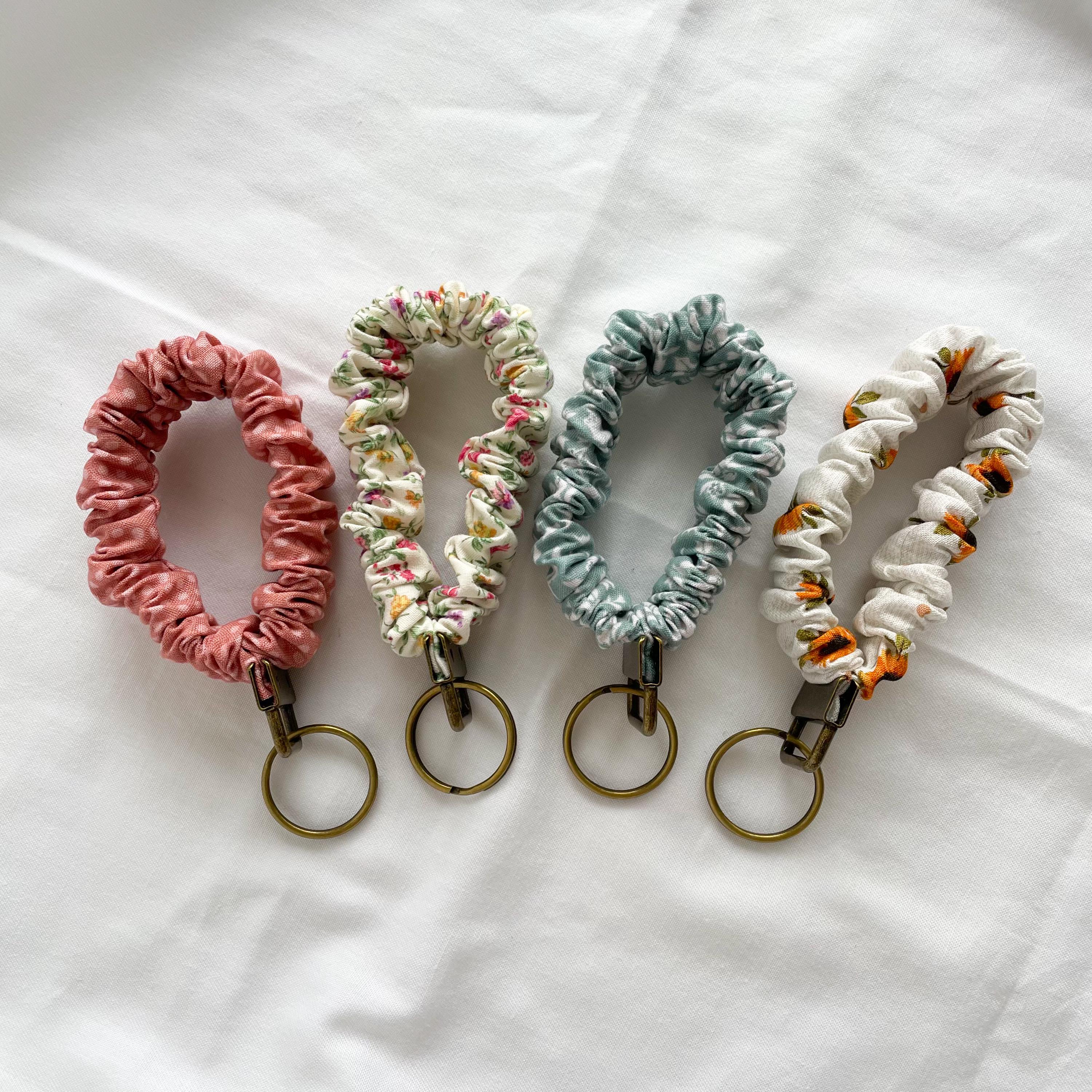 Scrunchie Keychain Wristlet, Key Fob Keychain, Scrunchie Keychain ...