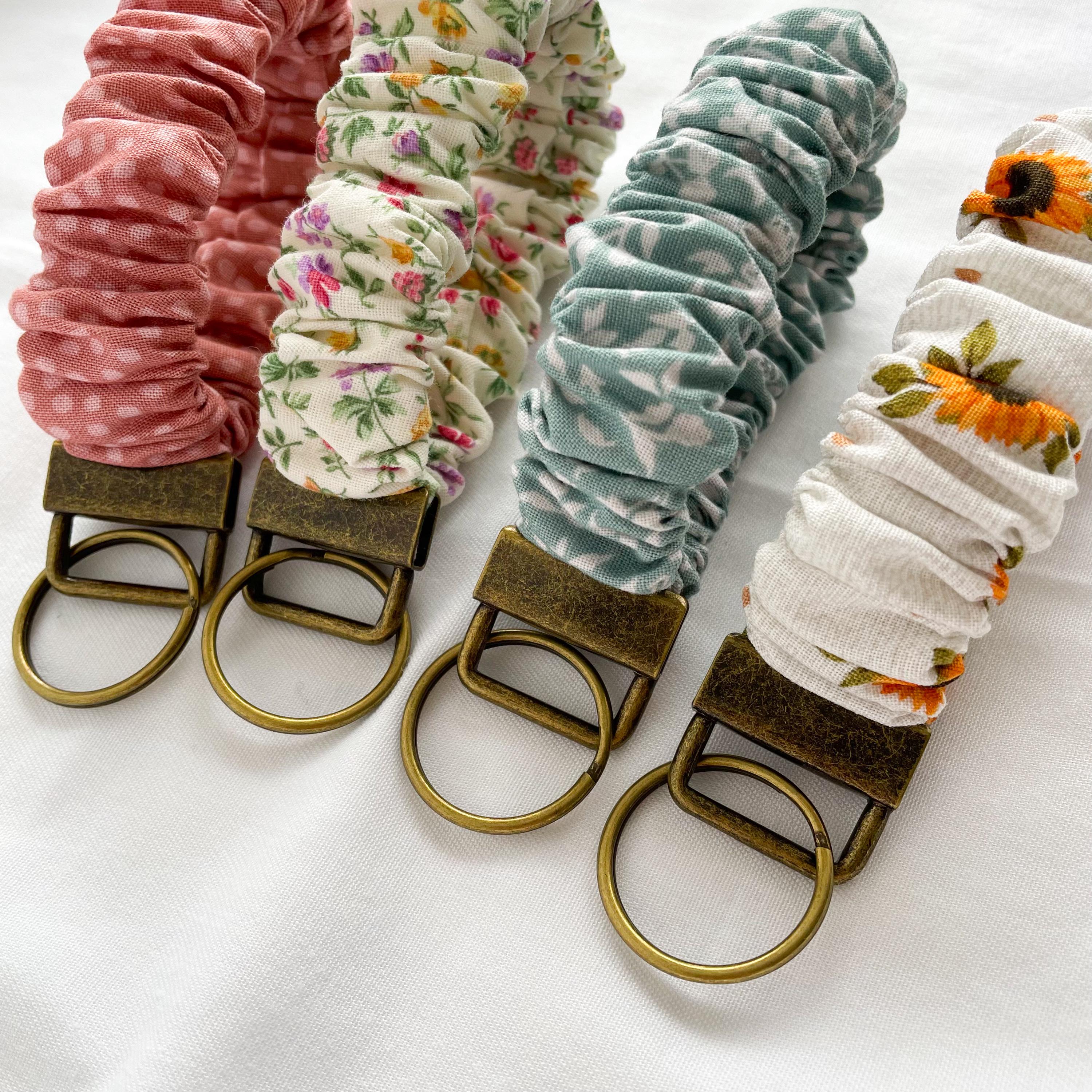 Scrunchie Keychain Wristlet, Key Fob Keychain, Scrunchie Keychain ...