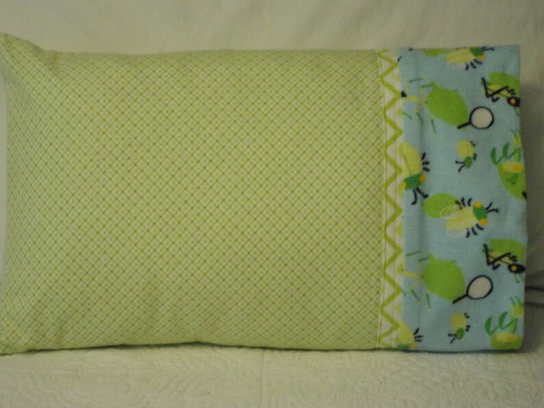 Beetle Flannel Pillow Case