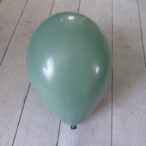 TUFTEX Willow Latex Balloons | 5&quot;, 11&quot;, 17&quot; & 24&quot; Sizes | Premium Quality and Biodegradable Latex | Smaller Packs