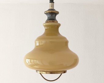 Mid century yellow/mustard opaline pendant light from the 60s, height adjustable up and down light