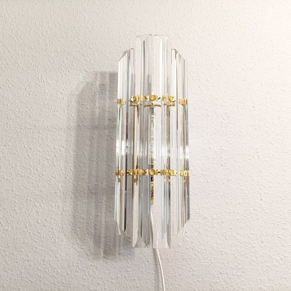 Small Murano glass triedri wall sconce by designer Paolo Venini from the 1960s made in Italy