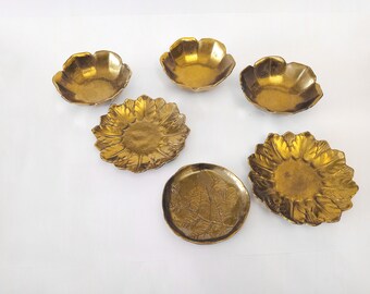 Six small Italian brass bowls centerpieces from the 1970s signed Collini vintage brass trinket trays or dishes
