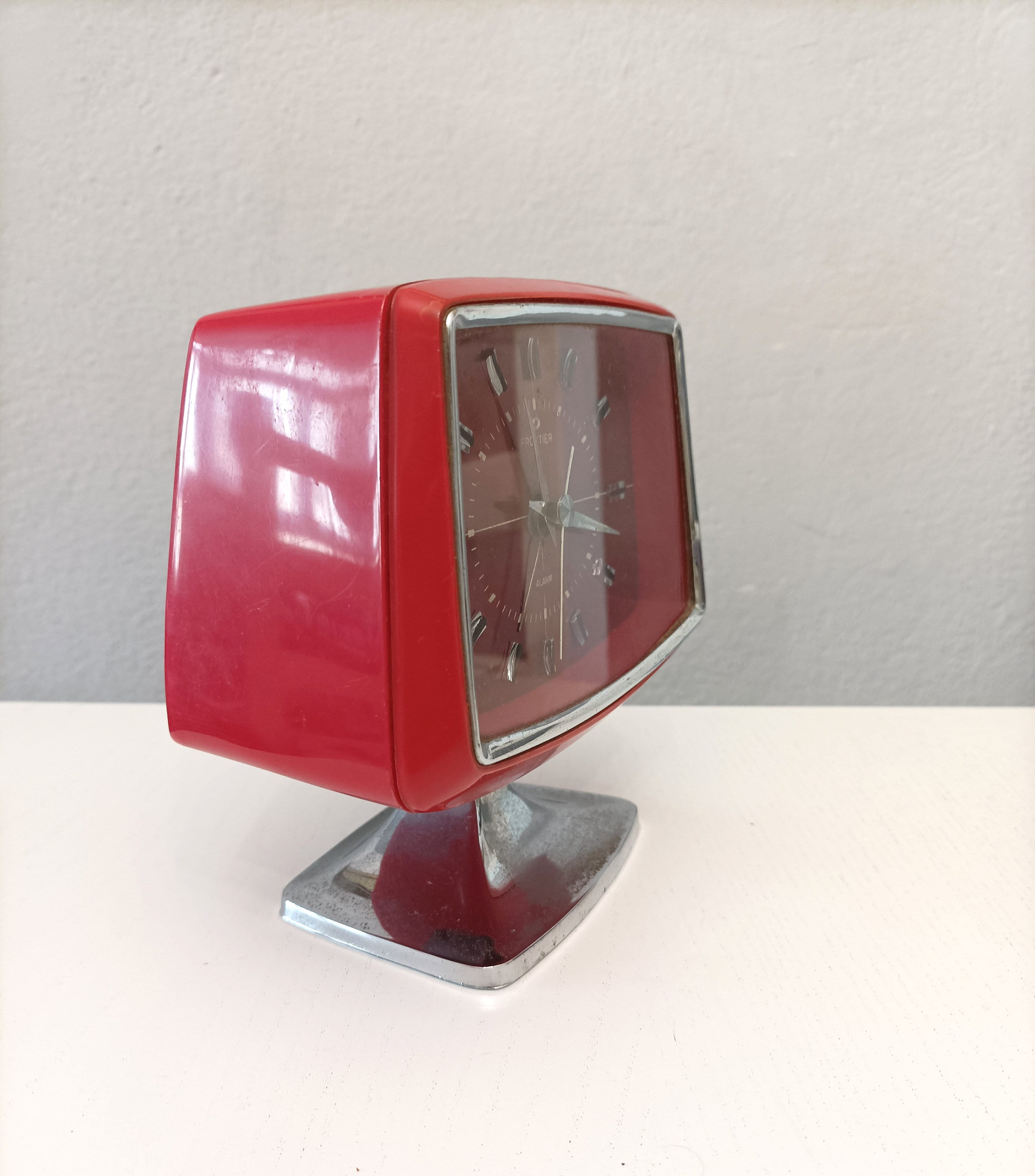 Red Vintage Space Age Frontier Alarm Clock From the 1970's