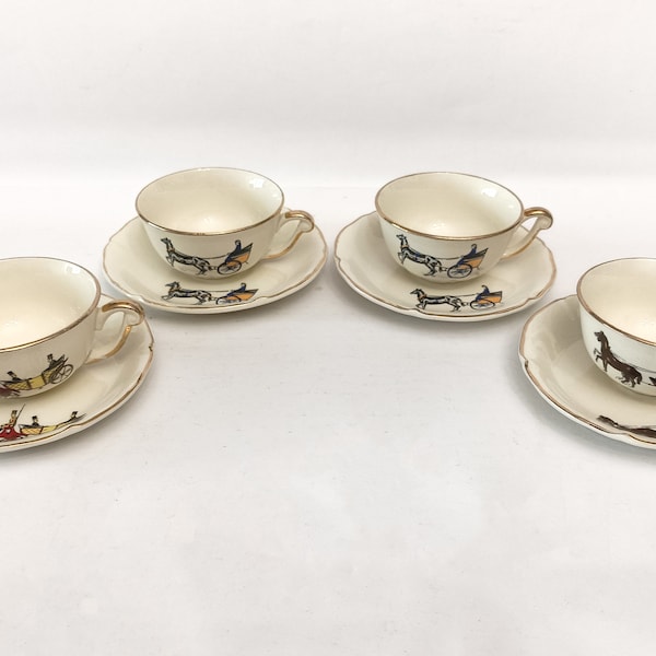 Ensemble de 4 tasses à café et soucoupes vintage Ceranord Saint-Amand, France vers 1930, tasses à expresso rares en porcelaine avec calèches et chevaux