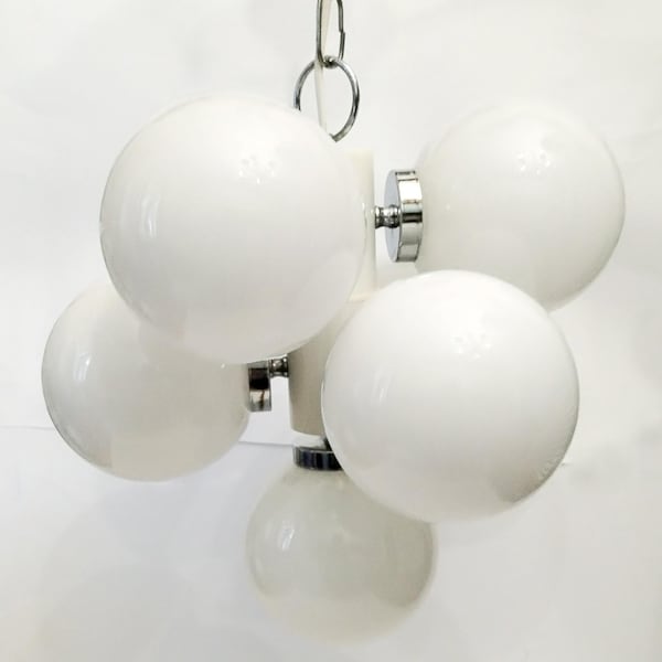 Atomic Space age Sputnik white  and chrome pendant light with seven white glass globes circa 1960 Vintage ceiling light with glass shades