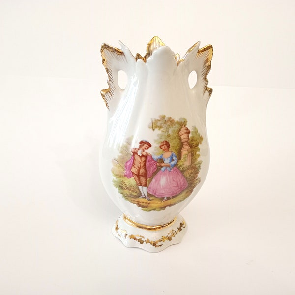 Vintage Hispania porcelain vase with two handles featuring a signed Fragonard scene at the front made in Spain circa 1950 handpainted gold