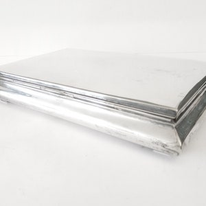 Portasigarette o portagioie in alpaca, circa 1960, portagioie in argento e legno, portacarte, realizzato in Spagna
