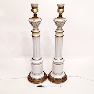 Manises ceramic table lamps circa 1960  by Hispania cerámicas Valencia Spain Pair of tall white and gold Neo-classical style handmade lamps