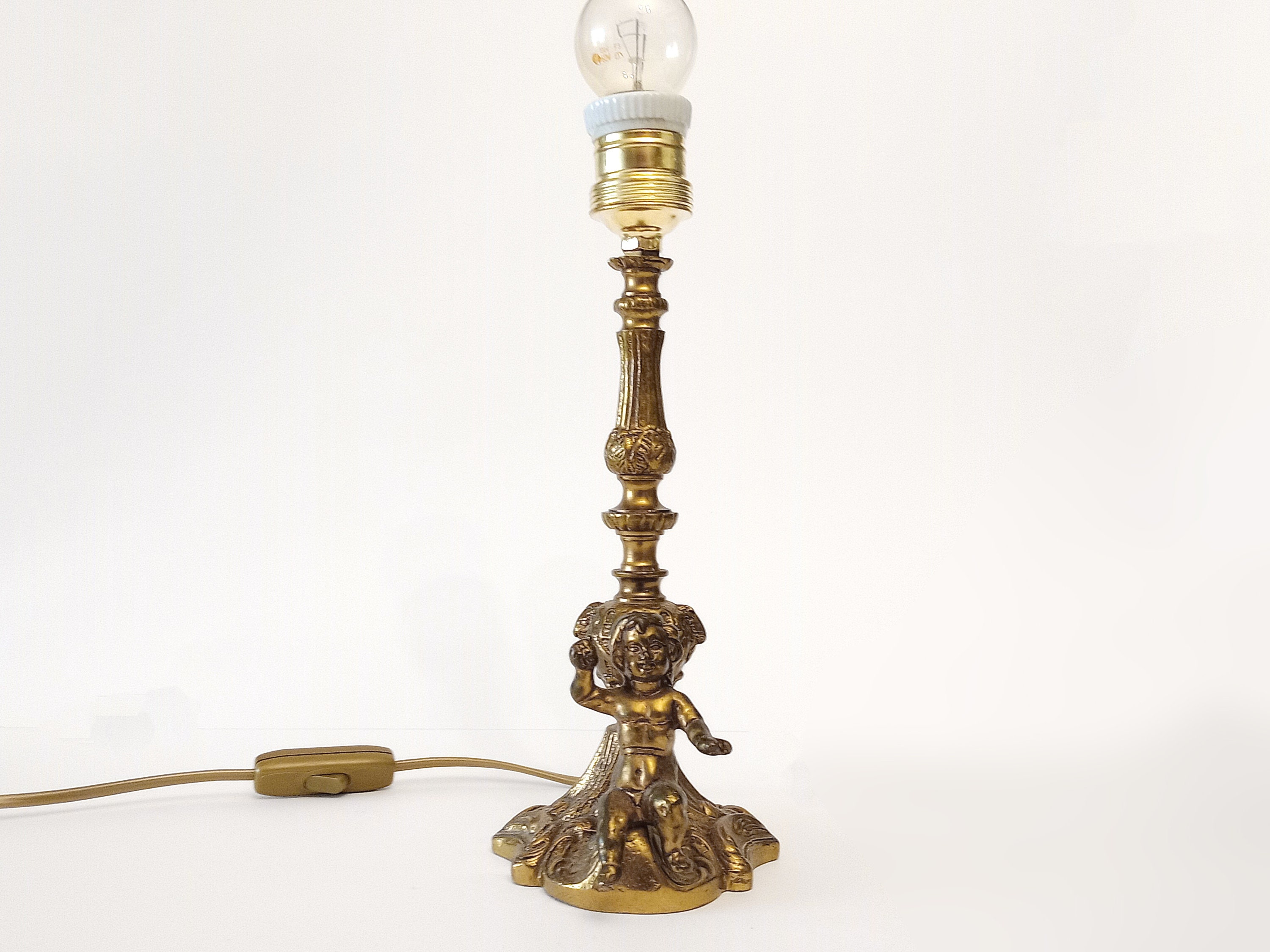 Bronze vintage lamp ブロンズ ヴィンテージ レトロ Vintage Bronze Table Lamp With Cherub Figure Circa 1950 Ornate