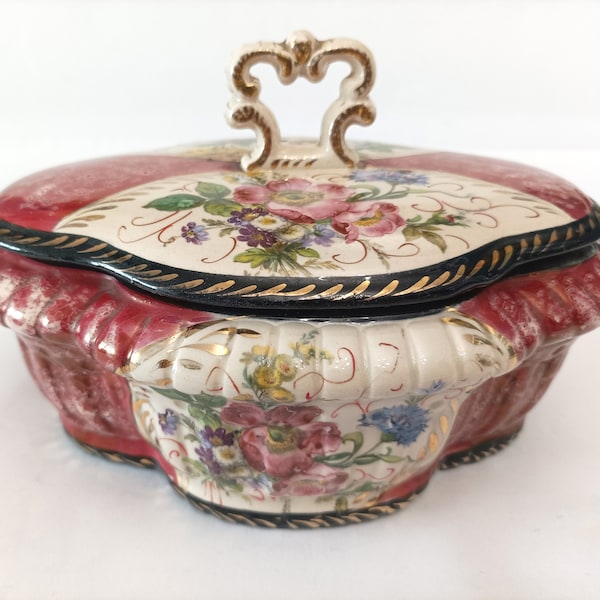 Large hand painted ceramic box made in Belgium by Hubert Bequet circa 1930 faiance dish with lid Quaranton Belgium