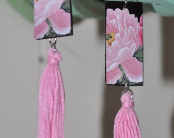 Geisha earrings-Japanese earrings- Asian earrings-handmade earrings-paper earrings-lightweight earrings-eco-friendly earrings