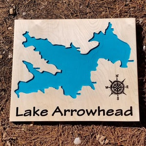 Mapa de la punta de flecha del lago Decoración de la pared del letrero tallado