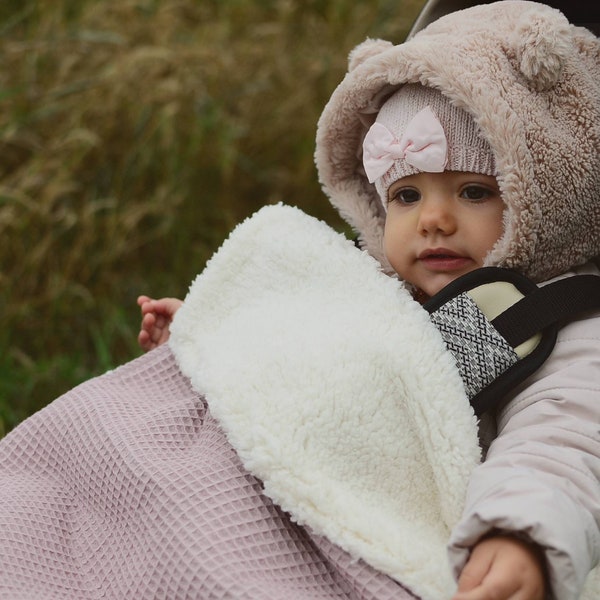 Couverture d'hiver personnalisée pour bébé | Couverture câline | couverture de bébé personnalisée | porte-bébé avec nom | Porte-bébé hiver kuscheldecke