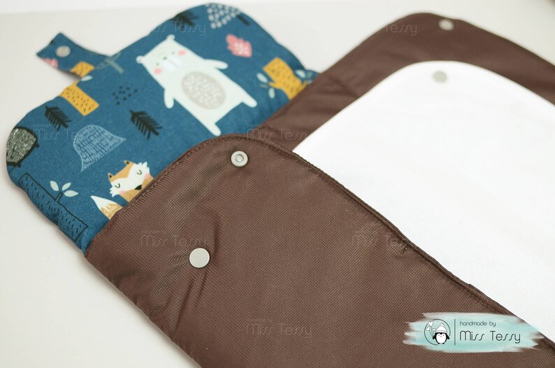 diaper pouch and changing pad traveling changing mat with diaper clutch waterproof Baby shower gift set for girls gift for new mom