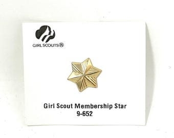 Girl Scout Membership Star Pin Vintage 1980s 9-652