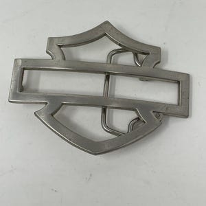 Harley-Davidson Silver Bar & Shield Logo Belt Buckle 99594-08VM 2005 Vintage Silver P Harley Davidson Bar Shield Logo Biker Motorcycle  main image 2