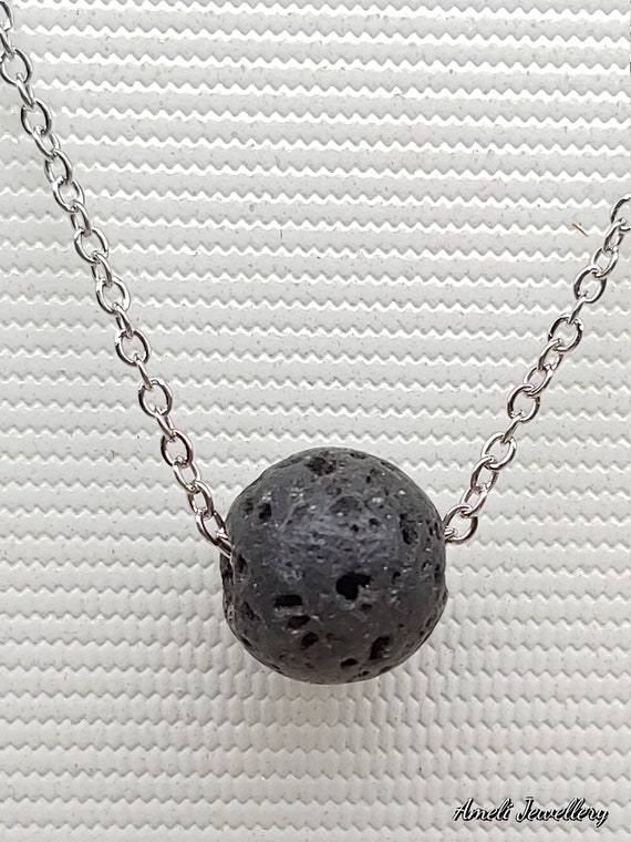 Small diffuser shop necklace