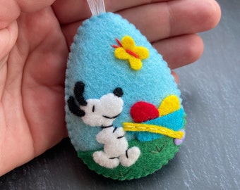 Felt Easter decoration, Easter ornament, Snoopy, Charlie Brown Easter, Easter egg