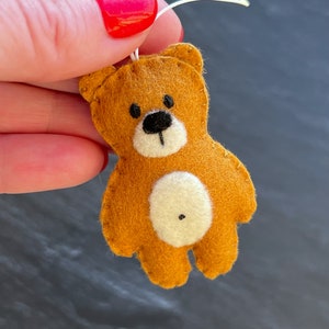 Funny pocket gift, Felt bear miniature, Gift for girlfriend, Gift for boyfriend, Matchbox gift, Pocket hug, Cute keepsake image 3