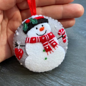 Felt snowman, Snowman decoration, Snowman Christmas ornament, Snowman decor, Handmade Christmas decoration, Xmas tree ornament