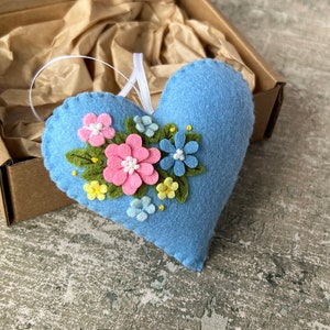 Floral blue heart, Mothers Day gift, Felt heart, Spring decor, Heart decor, Floral decor, Gift for her, Wedding favors, Wedding favours image 7
