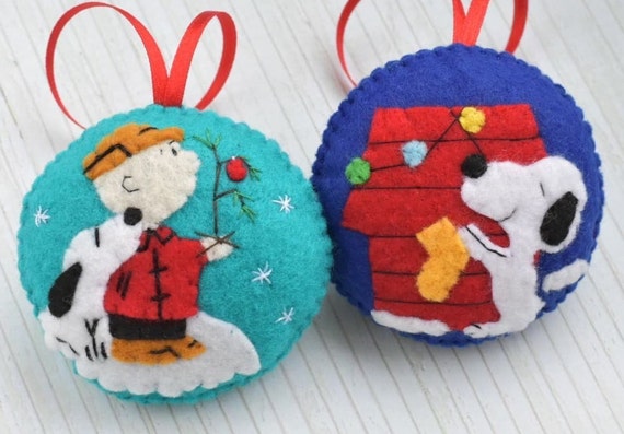 Set Of 2 Snoopy Christmas Christmas Decorations Felt Etsy
