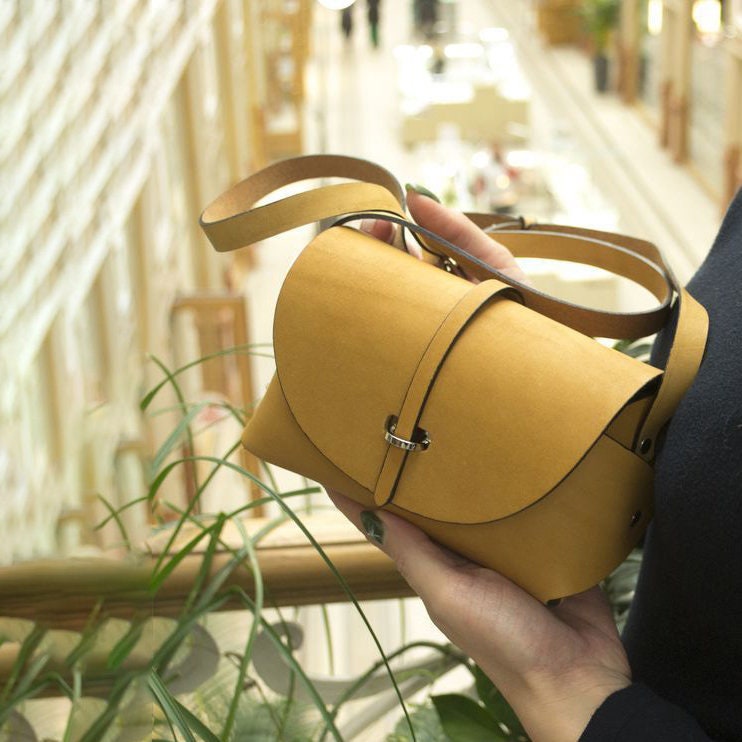 JILLSTUART正規品/送料関税込み BLIRON crossbody bag small Jil Sander Tangle Small Crossbody Bag | Green | FARFETCH