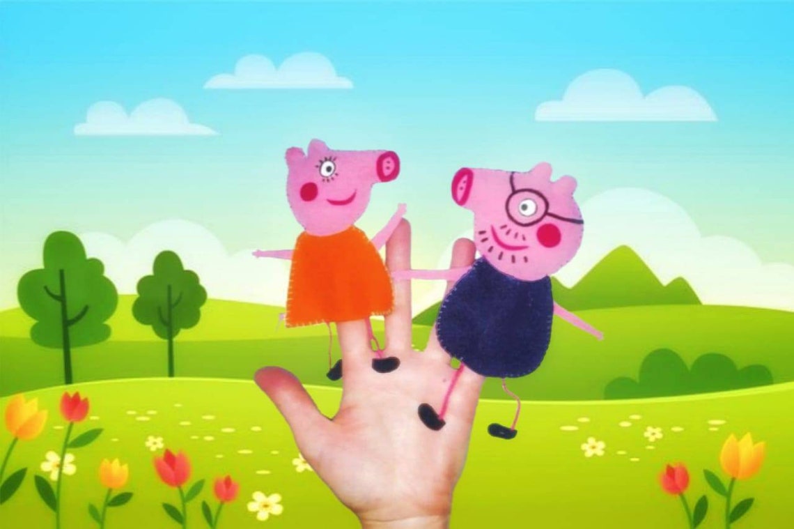 Peppa pigs family Custom finger puppets Etsy