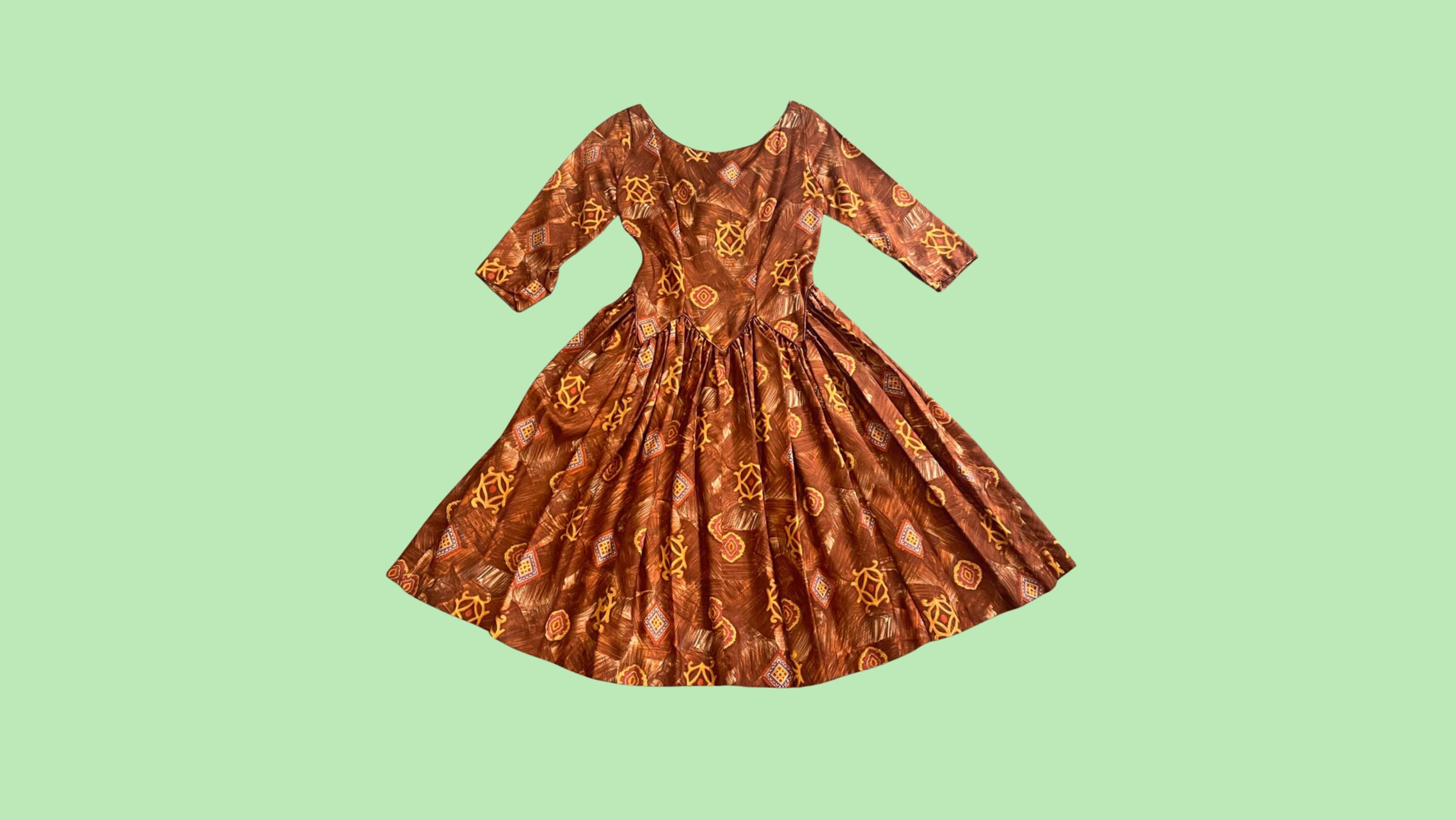 droopy and brown dresses neckline featuring a delicate sio Timeless elegance for the Sizes:24m