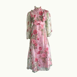 Robe longue rose fleurie vintage des années 70 : style prairie cottagecore, TP