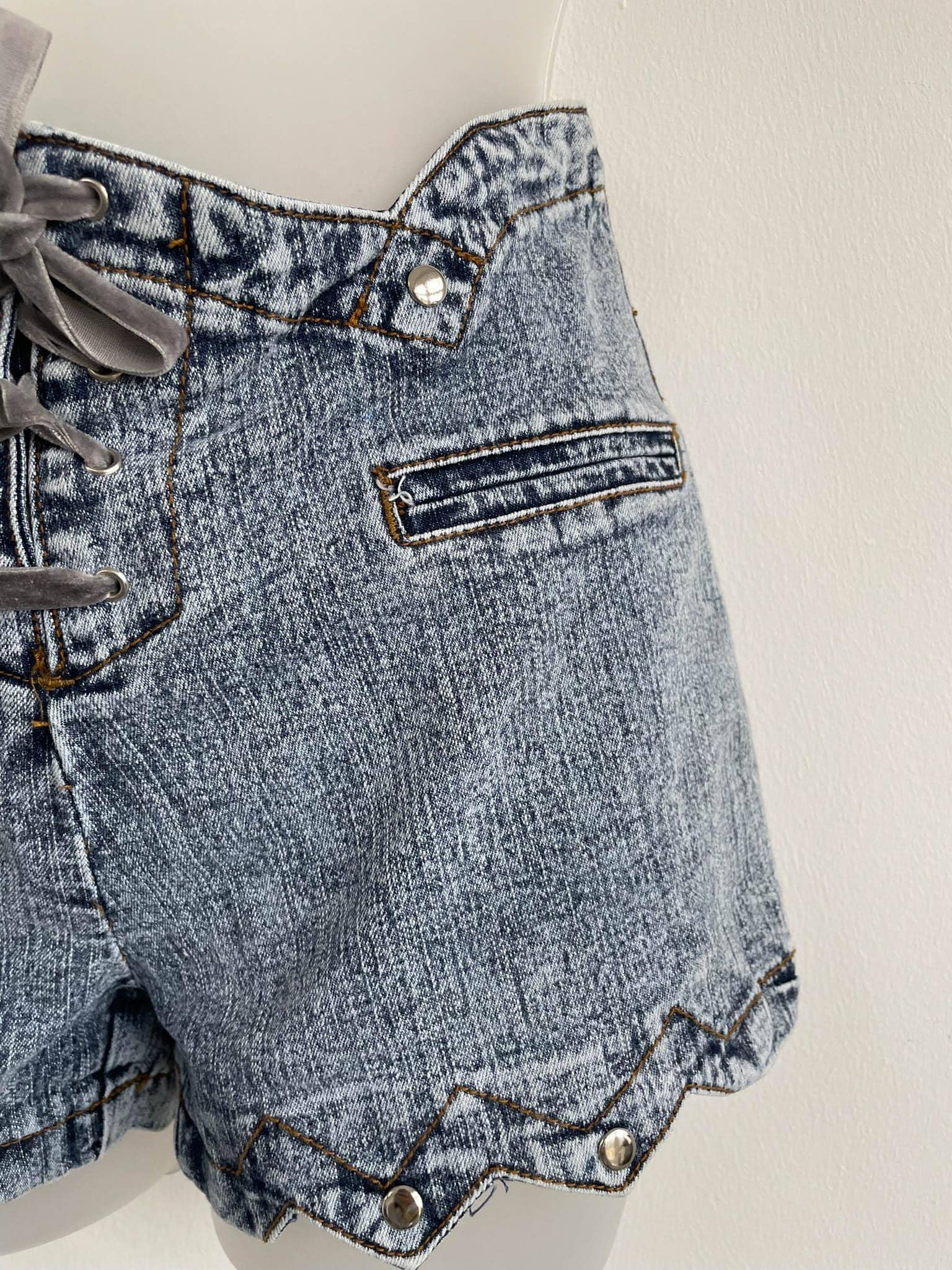 ★★Adairs★★ 80s short shorts JC6184 adidas '80s Short Shorts - Multicolor | Free Shipping with