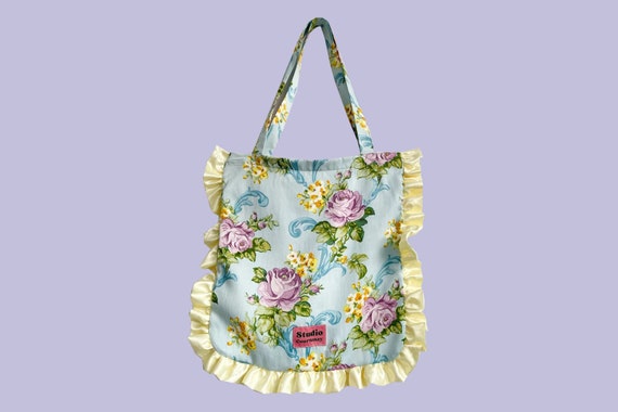 Vintage floral tote bag hotsell