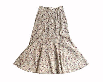 Vintage Ditsy Floral Fishtail Midi Skirt | Micro Floral Butterfly Print | Panelled Skirt with Pockets | Cottagecore | UK 10–12, EU 38-40