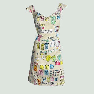 Vestido estampado de Moschino, ropa económica y elegante, diseño de ilustración de moda original y novedoso, escote corazón, minivestido, talla 12 (Reino Unido)