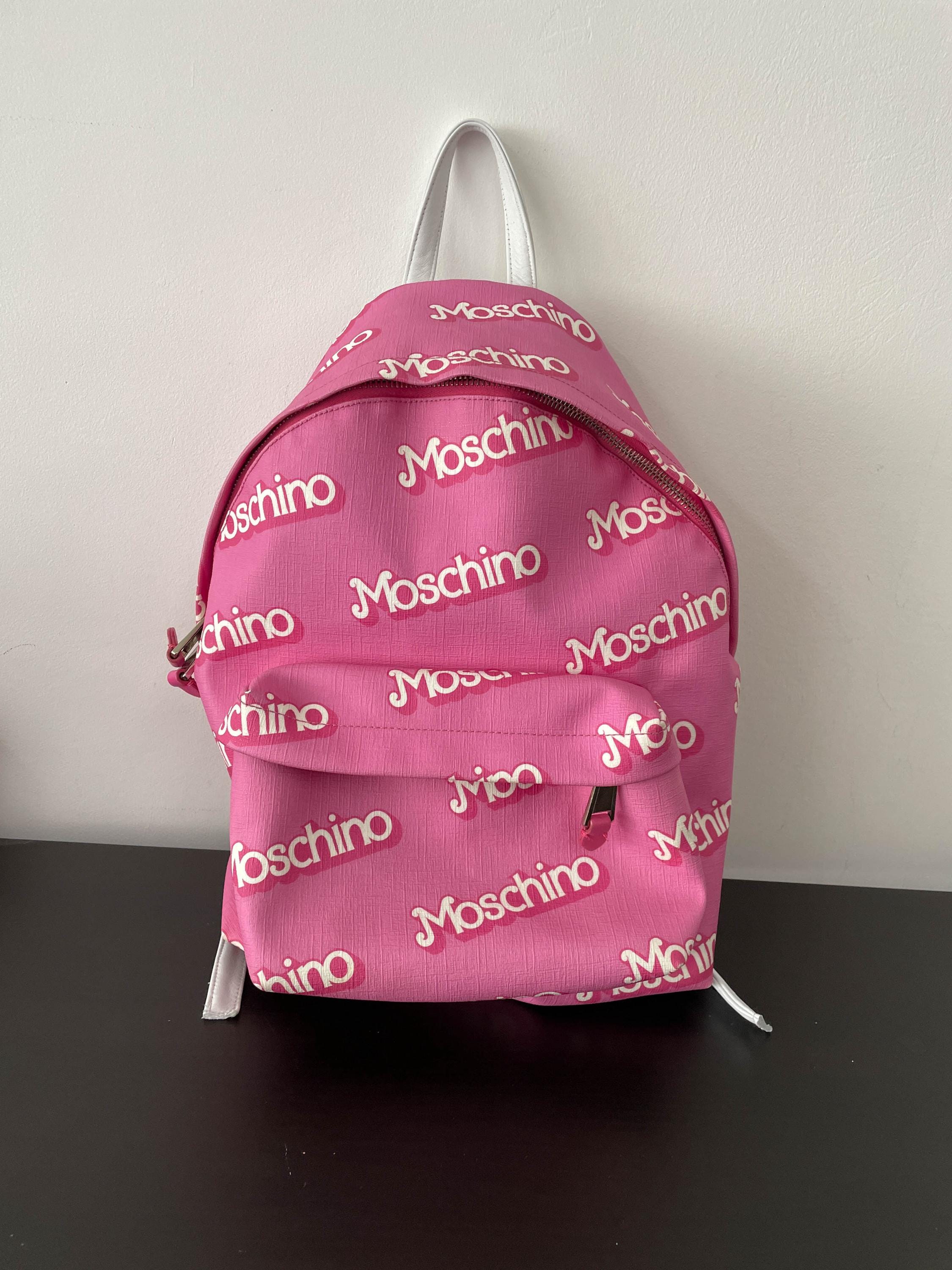 美品 MOSCHINO バービーコラボバッグ ショルダーバッグ ピンク y2k 美品 MOSCHINO バービーコラボバッグ ショルダーバッグ ピンク