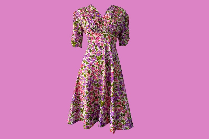 Vintage 70-tals blommig A-linjeklänning: Lila & Rosa V-ringning bild 1